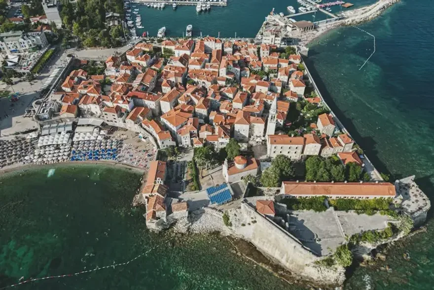 Die Küste ab Bar und Budva